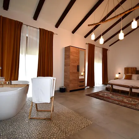 Resort Cascina Tre Botti *